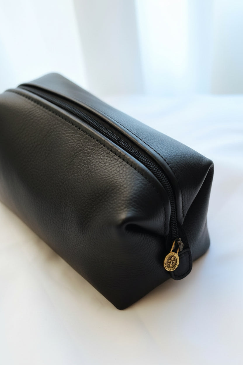 Necessär i italienskt läder | Svart | Aigin Milano