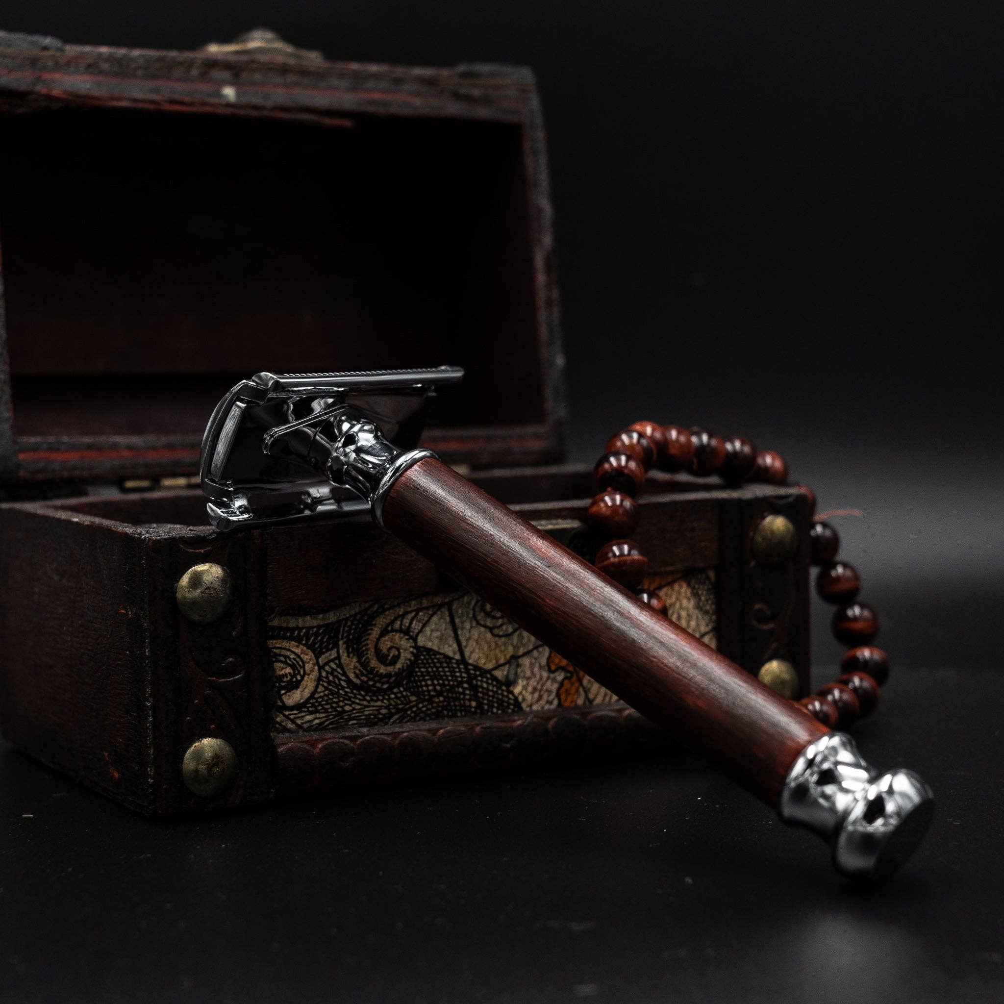 Säkerhetshyvel i sandelträ| Safety Razor | Brent Berkeley®