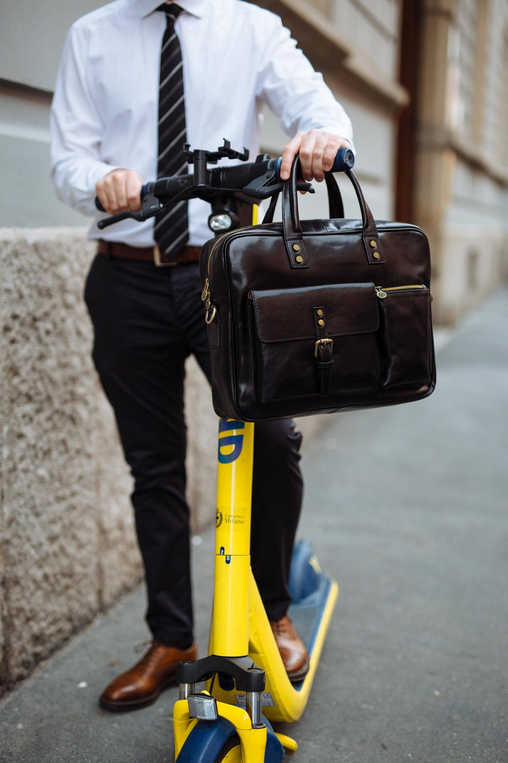 Portfölj i italienskt läder | Svart | Aigin Milano